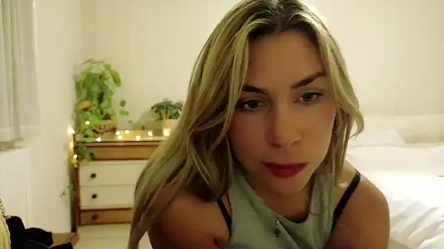 wonderalice31 online show from November 2025 08:40:02 PM