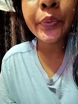 Snapshot of FUNS32514 chatting on September 2025 04:06:02 PM FUNS32514 online show from September 2025 04:06:02 PM