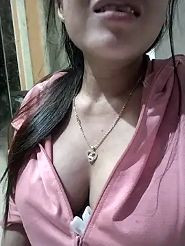 soope-00 online show from November 2025 01:31:01 PM