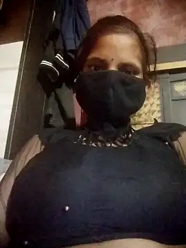 Snapshot of Sona_42i chatting on October 2025 08:51:02 PM Sona 42i online show from October 2025 08:51:02 PM