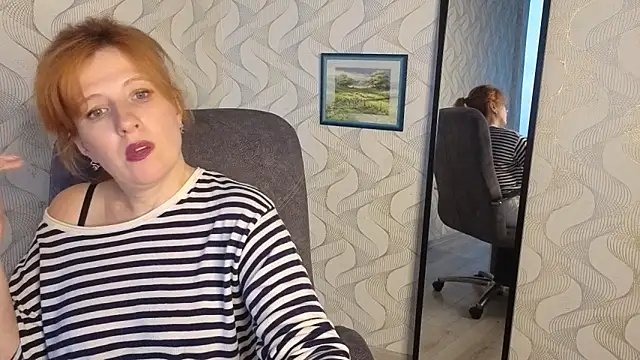 Elannaria online show from September 2025 03:56:01 PM