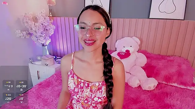 Snapshot of Annie__2 chatting on October 2025 12:03:01 PM Annie 2 online show from October 2025 12:03:01 PM