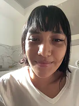 Amberdecolombia online show from November 2025 08:03:01 PM