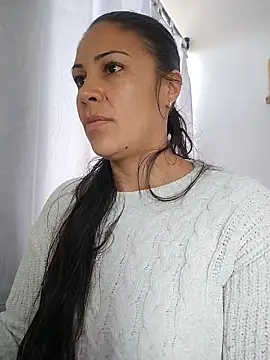 KittyHoleshot87 online show from March 2026 01:39:01 PM