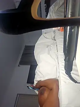 trickyOne online show from October 2025 06:42:02 PM