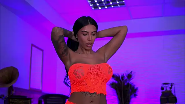 AishaaDevoe online show from January 2026 08:11:02 PM