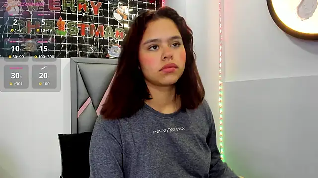 Snapshot of Sofia_villareal chatting on December 2025 12:25:02 PM Sofia villareal online show from December 2025 12:25:02 PM