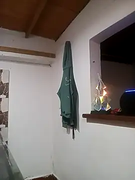 Snapshot of hairy_mannn chatting on February 2026 07:54:01 PM hairy mannn online show from February 2026 07:54:01 PM