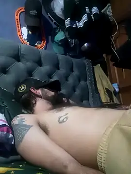 Snapshot of hairy_mannn chatting on February 2026 02:02:02 AM hairy mannn online show from February 2026 02:02:02 AM