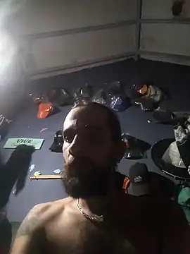 Snapshot of hairy_mannn chatting on February 2026 01:36:01 AM hairy mannn online show from February 2026 01:36:01 AM