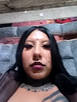 missashlyrosette online show from December 2025 01:00:01 AM