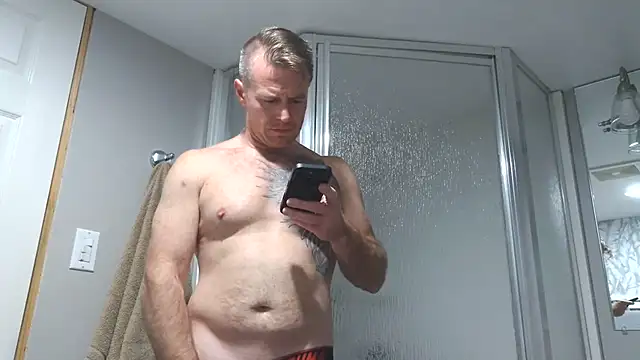 DILFiGuess11 online show from June 2026 04:48:02 AM