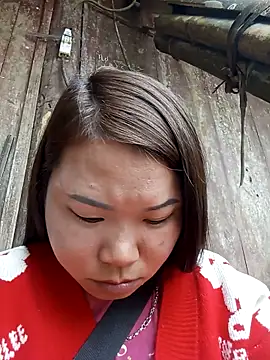 may-squirl online show from December 2025 08:23:01 AM