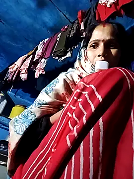 Snapshot of Jooli_xx chatting on November 2025 03:23:01 PM Jooli xx online show from November 2025 03:23:01 PM