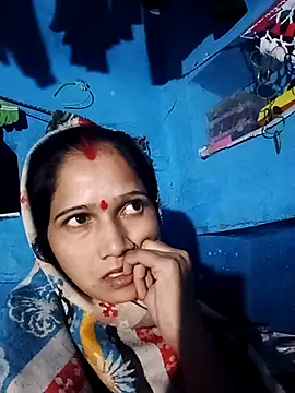 Snapshot of Jooli_xx chatting on November 2025 01:51:01 PM Jooli xx online show from November 2025 01:51:01 PM