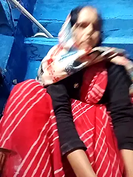 Snapshot of Jooli_xx chatting on November 2025 12:43:02 AM Jooli xx online show from November 2025 12:43:02 AM