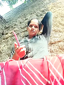 Jooli xx online show from January 2026 05:31:01 AM