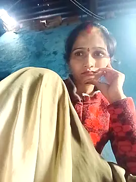 Jooli xx online show from February 2026 11:46:02 AM