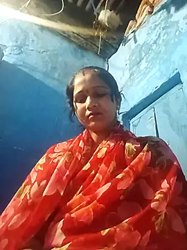 Jooli xx online show from April 2026 01:41:01 PM