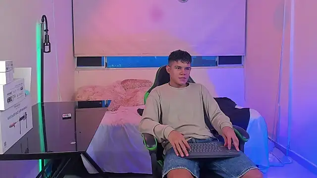 Jack castell online show from January 2026 11:07:01 PM