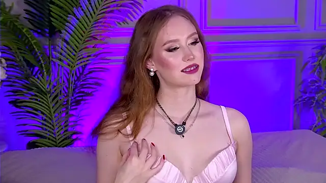 Snapshot of -VivienRay- chatting on October 2025 05:36:02 PM -VivienRay- online show from October 2025 05:36:02 PM