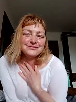 LiluLiluLilu online show from April 2026 06:47:02 AM