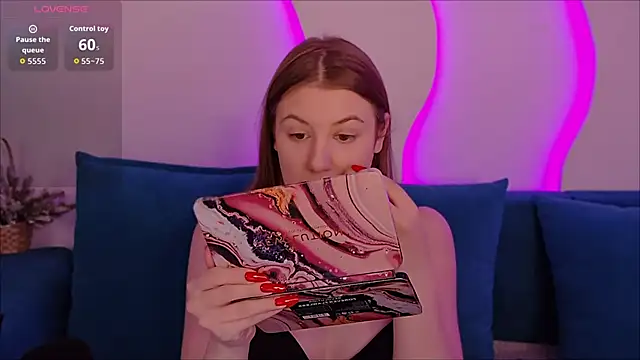 MelanieHenders online show from December 2025 05:47:01 AM