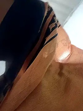 Hot janu93 online show from September 2025 05:52:02 AM