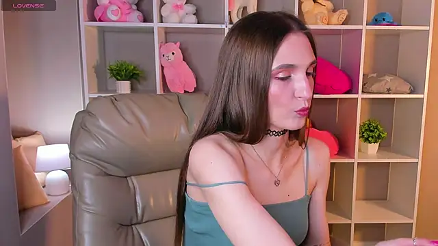 Snapshot of Alisha_Green chatting on September 2025 08:38:01 AM Alisha Green online show from September 2025 08:38:01 AM