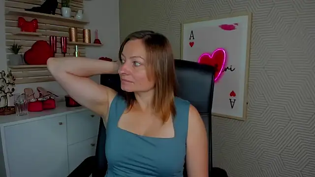 Snapshot of angelaSamt chatting on July 2026 05:55:02 AM angelaSamt online show from July 2026 05:55:02 AM
