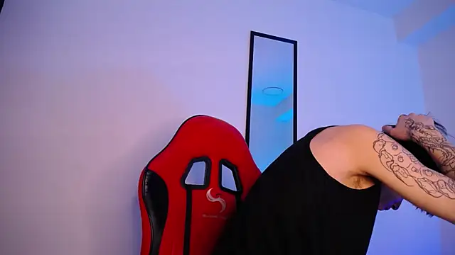 Anhonymus  online show from November 2025 04:55:01 AM