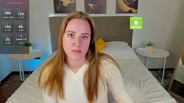 Snapshot of Alice_Cire chatting on September 2025 09:14:02 AM Alice Cire online show from September 2025 09:14:02 AM