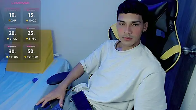 Snapshot of yankees_ chatting on September 2025 04:45:01 AM yankees online show from September 2025 04:45:01 AM