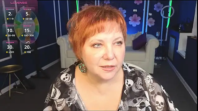 Snapshot of Kira_Kenett chatting on October 2025 07:50:02 AM Kira Kenett online show from October 2025 07:50:02 AM