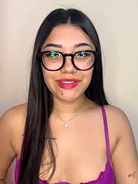 Snapshot of Alexa69xx chatting on November 2025 04:28:02 PM Alexa69xx online show from November 2025 04:28:02 PM