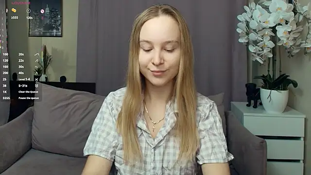 SoonMoor online show from January 2026 07:04:02 PM