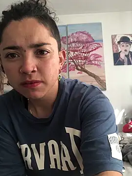 Paris 11 online show from November 2025 12:48:02 PM