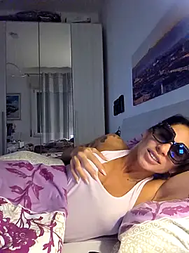 Snapshot of sexy7883 chatting on October 2025 04:35:02 AM sexy7883 online show from October 2025 04:35:02 AM