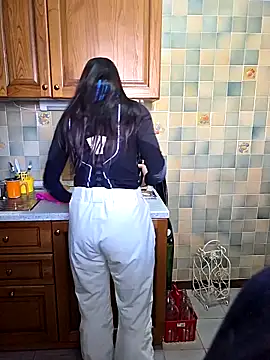 Snapshot of sexy7883 chatting on November 2025 11:24:01 AM sexy7883 online show from November 2025 11:24:01 AM