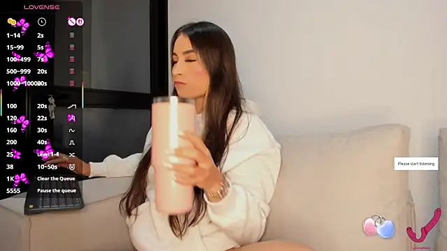 Lauuuuuuuu  online show from April 2026 03:04:02 AM