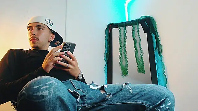 liamty luxor online show from December 2025 07:48:02 AM