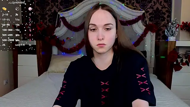 Snapshot of Angeel_Kate chatting on December 2025 06:06:01 AM Angeel Kate online show from December 2025 06:06:01 AM