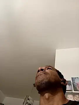 estrogeni online show from September 2025 07:27:02 PM