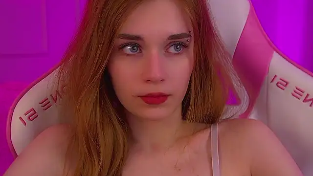 Snapshot of MelissaBauch chatting on February 2026 03:04:01 AM MelissaBauch online show from February 2026 03:04:01 AM