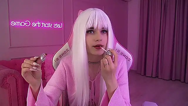 Snapshot of MelissaBauch chatting on March 2026 06:25:01 PM MelissaBauch online show from March 2026 06:25:01 PM