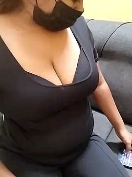 HAANNIAA online show from September 2025 08:43:02 PM