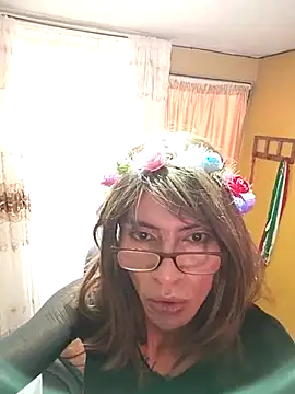 UpcomingCinnamon92 online show from November 2025 09:47:02 PM