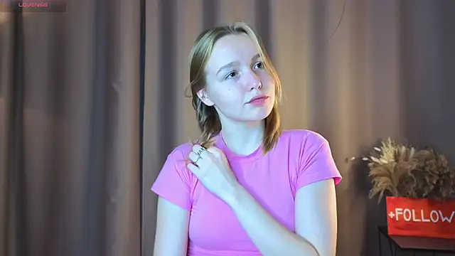 VinnieSerrano online show from September 2025 03:02:01 PM