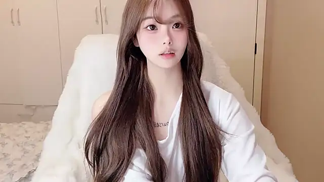 xiaoyugan-99 online show from February 2026 03:42:02 PM