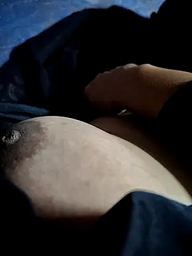 Snapshot of Hot_lali_555 chatting on October 2025 06:15:01 AM Hot lali 555 online show from October 2025 06:15:01 AM